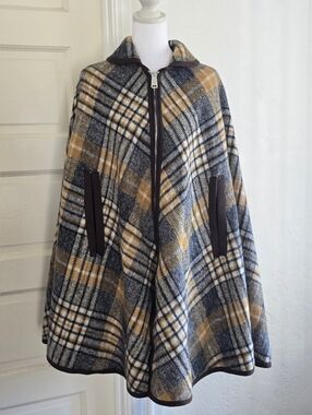 Vintage Wool Plaid Zip-Front Cape